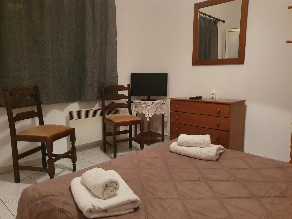 Soullas Apart -Ελλαδα- Apartamento Hermópolis Exterior foto