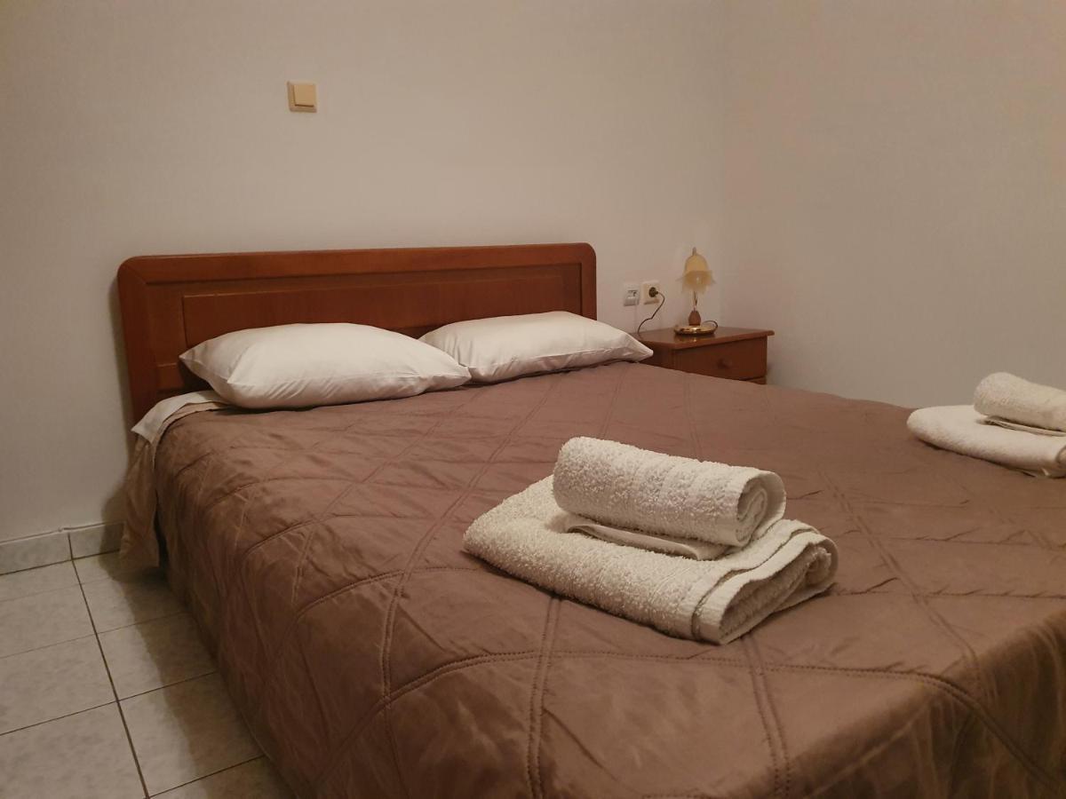 Soullas Apart -Ελλαδα- Apartamento Hermópolis Exterior foto
