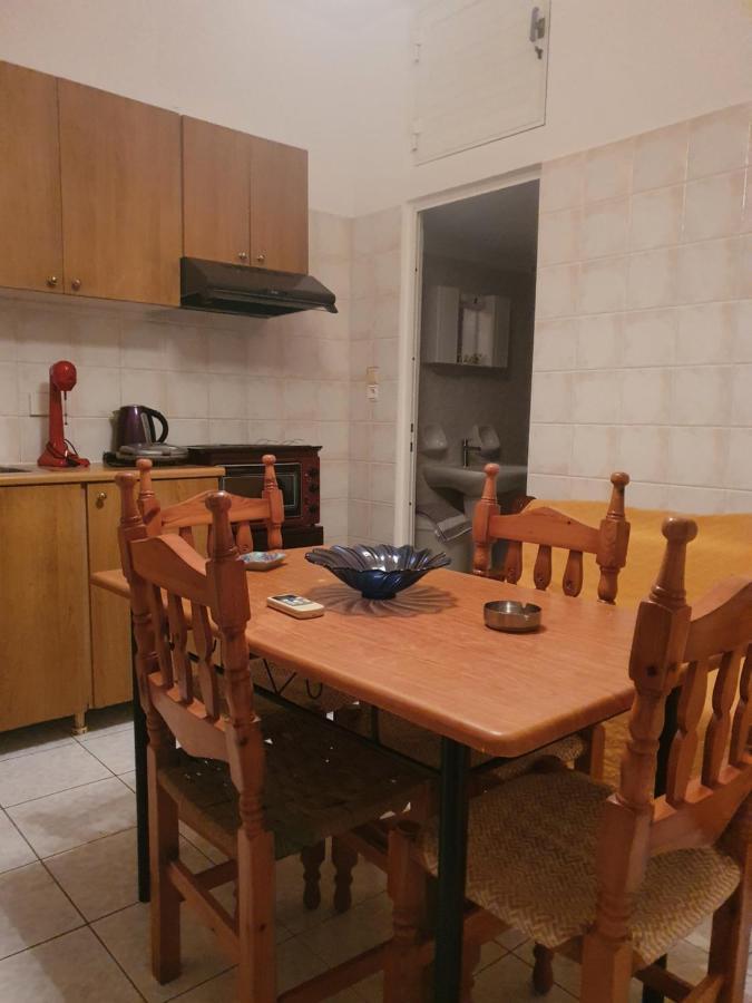 Soullas Apart -Ελλαδα- Apartamento Hermópolis Exterior foto